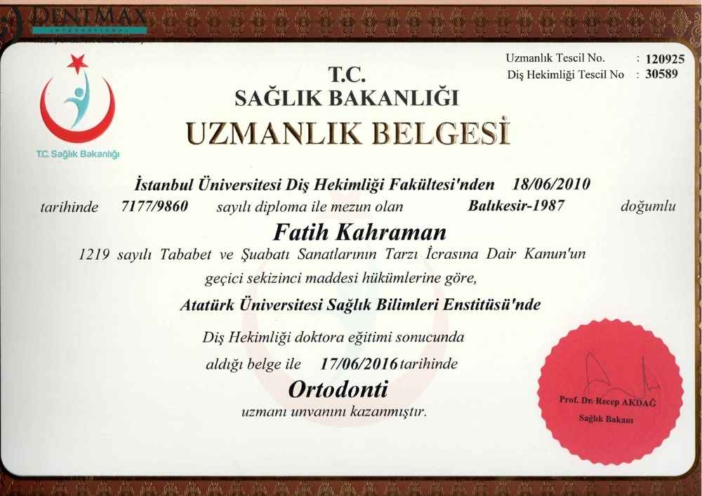 Ortodonti uzmanı Dr. Fatih Kahraman’ın uluslararası başarı sertifikası – Hasta memnuniyeti odaklı.